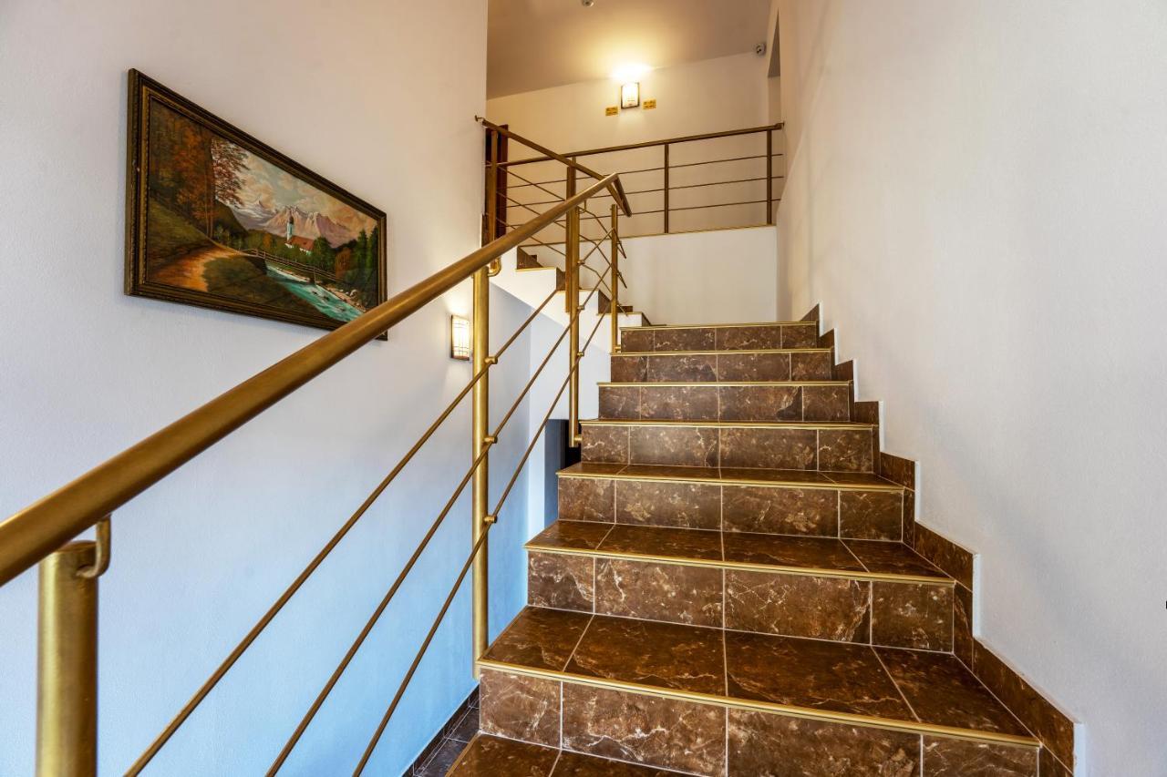 Hotel Princessophie Sighisoara Bagian luar foto
