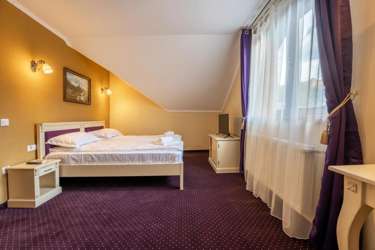 Hotel Princessophie Sighisoara Bagian luar foto